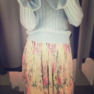 Pleated maxi skirt from H&M. 100% polyester